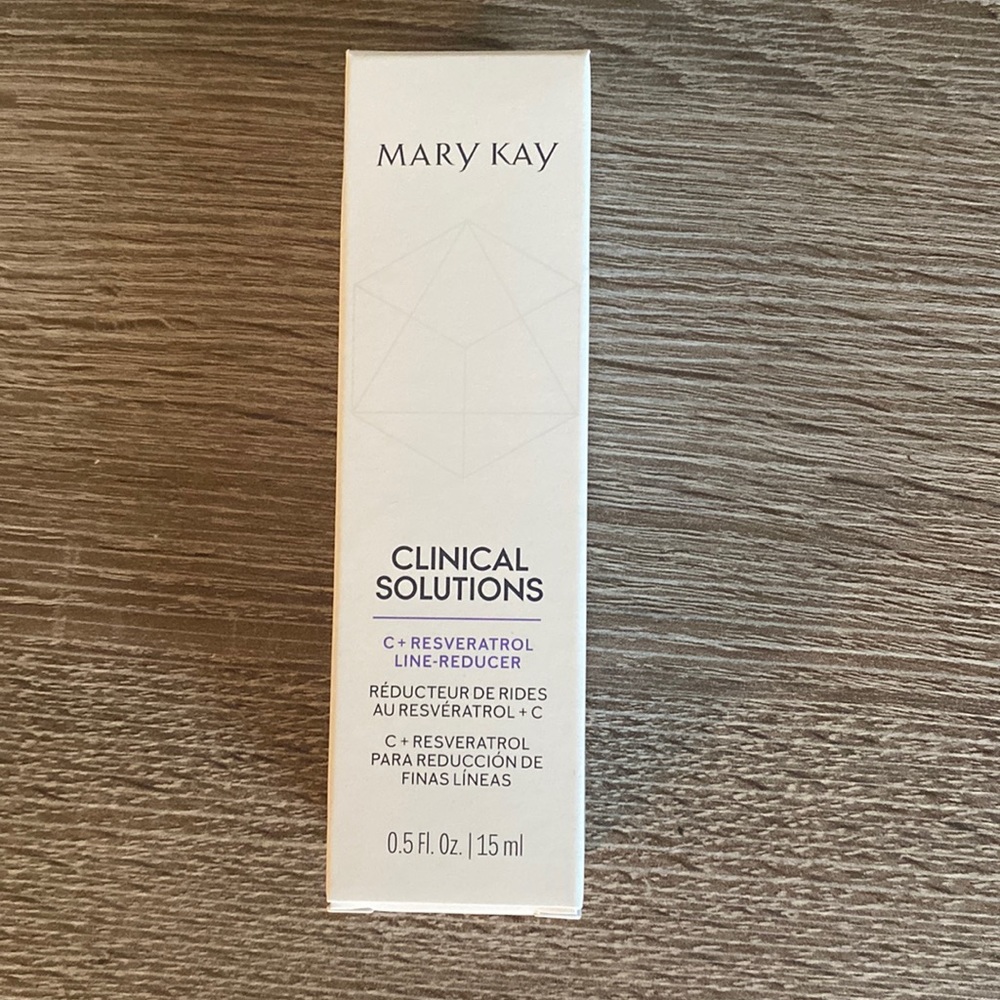Mary Kay Clinical Solutions C + Resverateol Line-Reducer